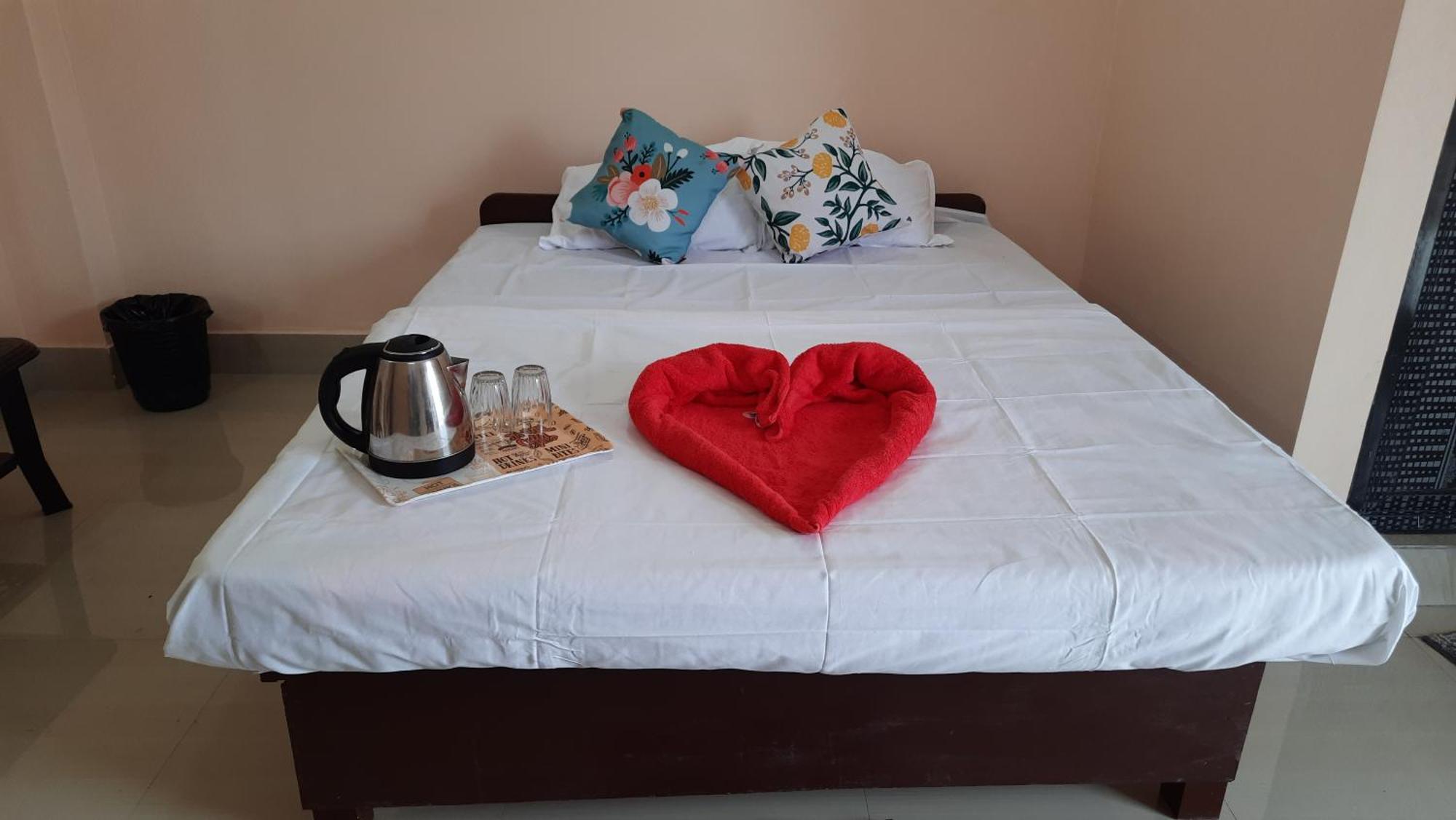 Maddy'S Guest House Гувахати Экстерьер фото